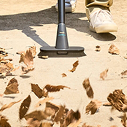 落ち葉や砂ぼこりの掃除に