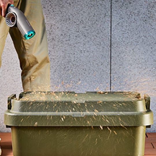 道具についた土や草の掃除に